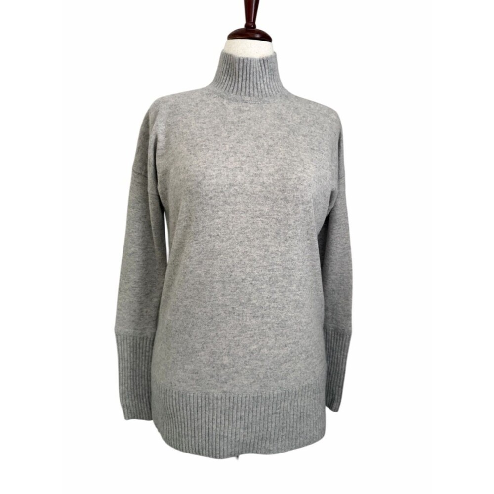 Cynthia Rowley 100% Cashmere Gray Mock Neck  Sweater Thumb Holes Cozy Size M